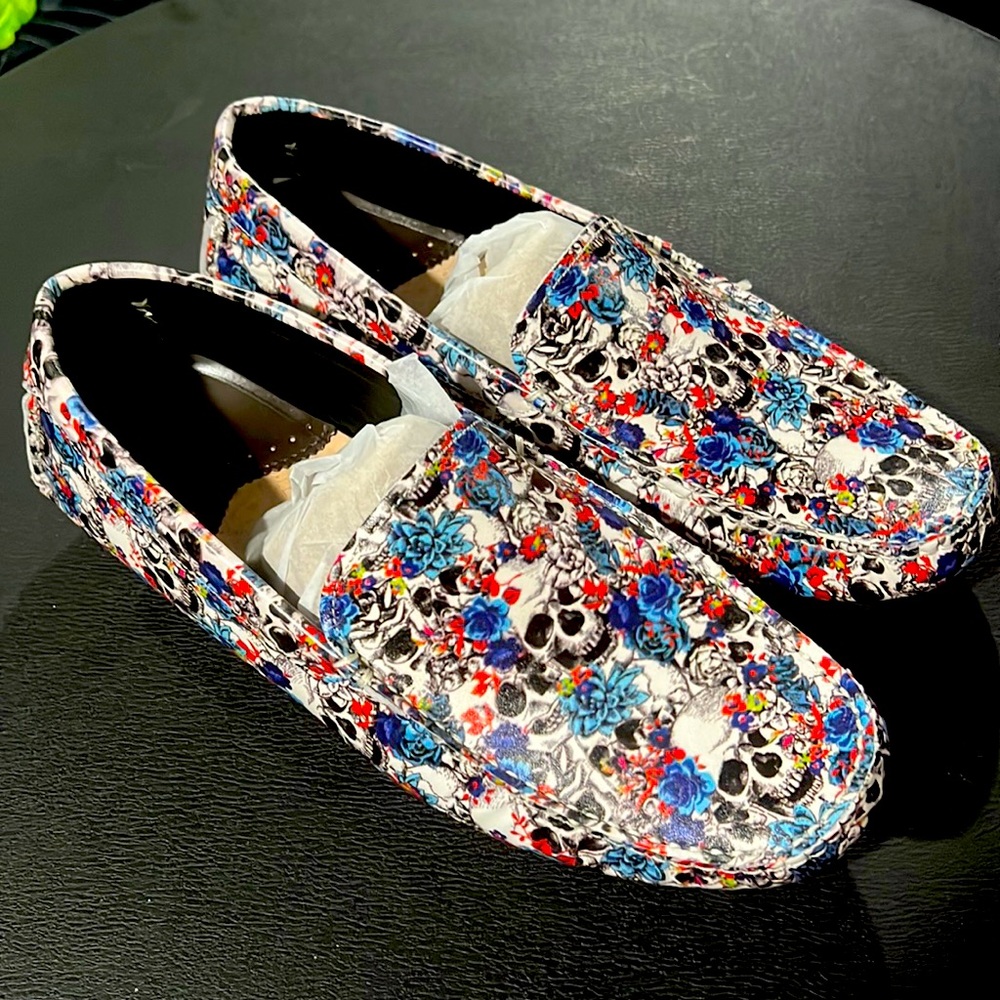 Robert Graham Mens White Skull Shoes (NWOB)